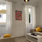 Cosy - Corfu Old Town Apartment, Porta Remounda *